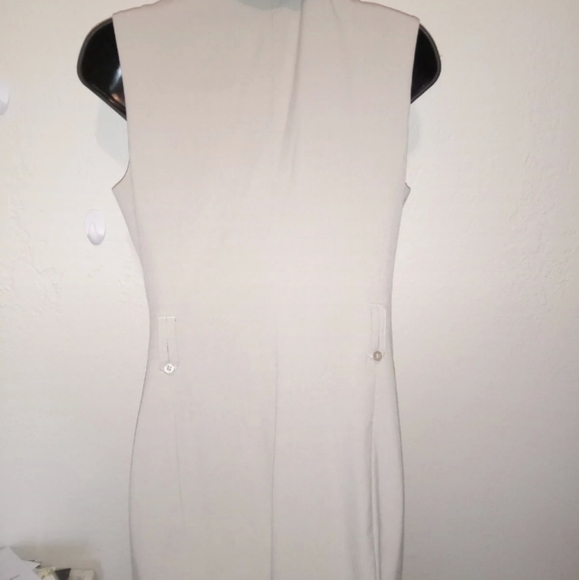 Women's best dress - Picture 2 of 3